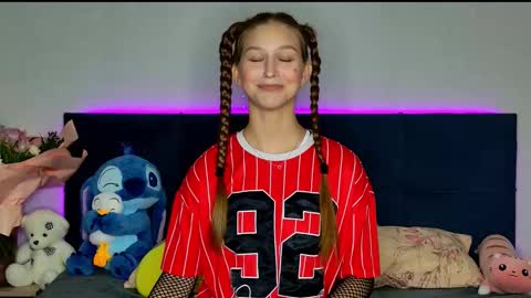 Emily online show from 10-21-25, 05:13