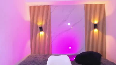 miss_emilystar online show from 04-19-26, 07:38