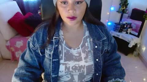 Miss Evoleth online show from 04-19-26, 06:43