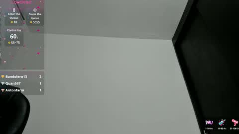 miss_eylens online show from 03-05-25, 06:23