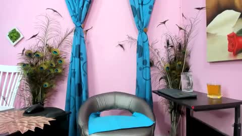 Monica Patricia online show from 09-29-25, 03:06