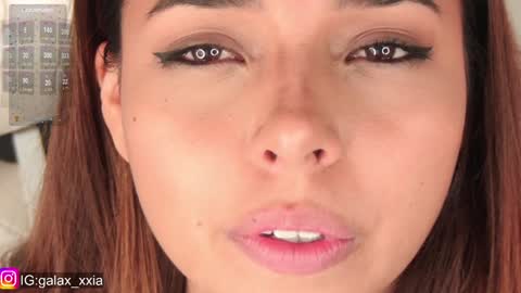  Elisabeth  IG galax xxia       online show from 01-07-25, 10:11