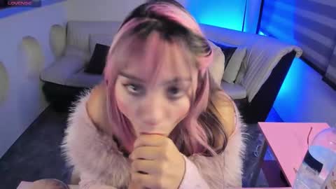 insta    online show from 03-13-26, 04:35