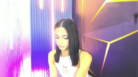 miss_isa19 online show from 05-14-26, 03:19