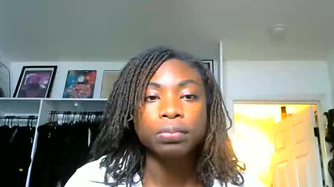 Miss Ivory online show from 04-19-26, 12:00