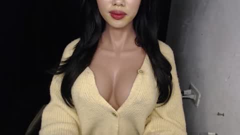 Snapshot of miss_jackelyn chatting on 02-01-26, 04:27 Lyn online show from 02-01-26, 04:27