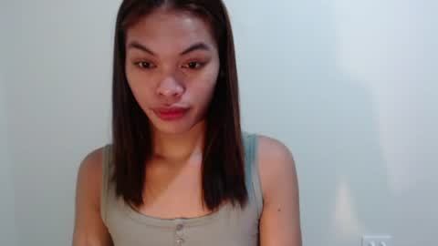 Snapshot of miss_jhes chatting on 06-27-26, 12:15 Jhes online show from 06-27-26, 12:15