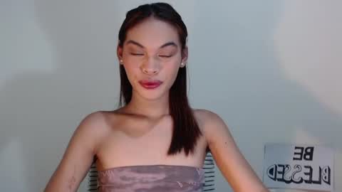 Snapshot of miss_jhes chatting on 07-12-26, 07:43 Jhes online show from 07-12-26, 07:43