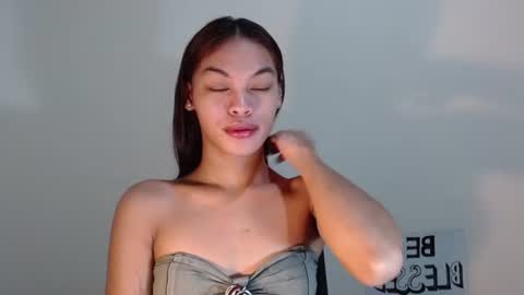 Snapshot of miss_jhes chatting on 07-18-26, 05:06 Jhes online show from 07-18-26, 05:06