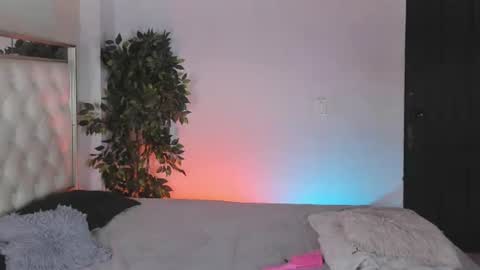 miss_khalifadoll online show from 07-19-26, 03:16