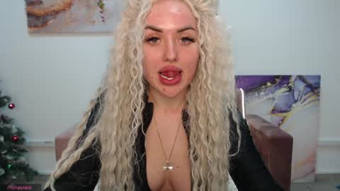 Snapshot of miss_kiten chatting on 02-03-25, 02:47 miss_kiten online show from 02-03-25, 02:47