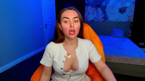 miss_kiten online show from 07-14-26, 03:00