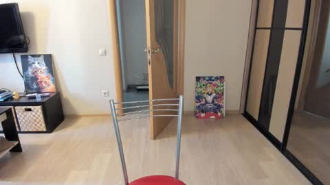 Kitty online show from 10-19-25, 05:19