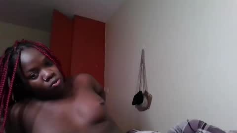 Snapshot of miss_kookie chatting on 01-17-25, 12:10 miss_kookie online show from 01-17-25, 12:10