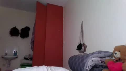 Snapshot of miss_kookie chatting on 01-18-25, 12:24 miss_kookie online show from 01-18-25, 12:24