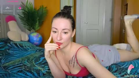 Laura online show from 09-19-25, 10:05