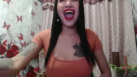 Snapshot of miss_lianslim chatting on 02-26-25, 12:49 inday online show from 02-26-25, 12:49
