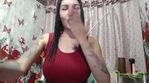 Snapshot of miss_lianslim chatting on 03-05-25, 12:05 inday online show from 03-05-25, 12:05