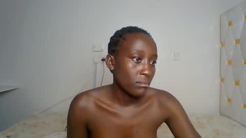 miss_lolah7 online show from 04-29-26, 05:30