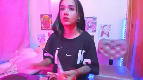 MEGG online show from 01-13-26, 01:44