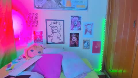 MEGG online show from 04-09-26, 12:43