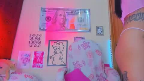Snapshot of miss_meggaann chatting on 06-03-26, 12:24 MEGG online show from 06-03-26, 12:24