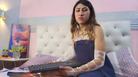 miss_melanie_ online show from 08-05-26, 07:28