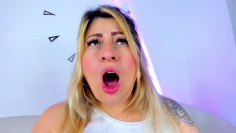  Miss Pawi online show from 12-14-24, 03:29