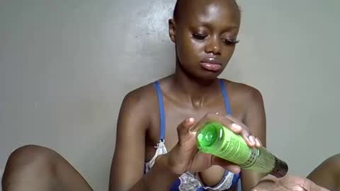 Snapshot of miss_pretty1 chatting on 01-15-26, 08:23 miss_pretty1 online show from 01-15-26, 08:23