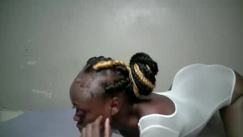 Snapshot of miss_pretty1 chatting on 02-23-26, 08:06 miss_pretty1 online show from 02-23-26, 08:06