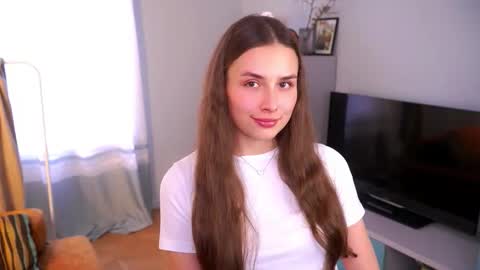 Snapshot of miss_quiz chatting on 10-28-25, 06:28 Leonor online show from 10-28-25, 06:28