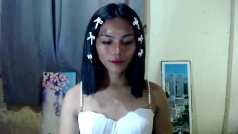 Snapshot of miss_rea_xoxo chatting on 07-11-26, 01:19 miss_rea_xoxo online show from 07-11-26, 01:19