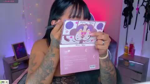 Snapshot of miss_scarllet chatting on 07-30-26, 01:10 100 thumbs up online show from 07-30-26, 01:10