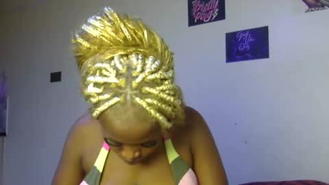 Snapshot of miss_sexyyy chatting on 01-07-26, 10:12 miss_sexyyy online show from 01-07-26, 10:12