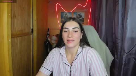 Snapshot of miss_tasy chatting on 02-18-25, 12:17 Melanie January 15th is my birthday there will be an interesting show online show from 02-18-25, 12:17