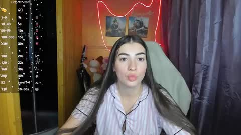 Snapshot of miss_tasy chatting on 02-28-25, 04:54 Melanie January 15th is my birthday there will be an interesting show online show from 02-28-25, 04:54