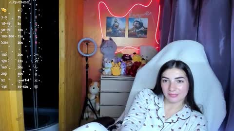 Snapshot of miss_tasy chatting on 09-25-25, 07:06 Melanie January 15th is my birthday there will be an interesting show online show from 09-25-25, 07:06