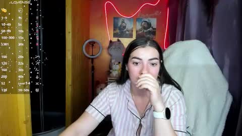 Snapshot of miss_tasy chatting on 10-06-25, 12:02 Melanie January 15th is my birthday there will be an interesting show online show from 10-06-25, 12:02