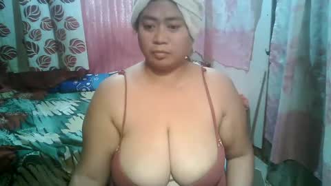 miss v0lcan0 online show from 02-06-25, 11:21