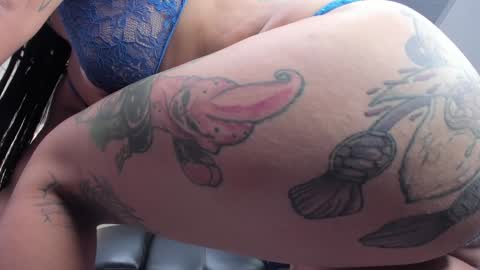 Vaiolette online show from 01-30-25, 02:04