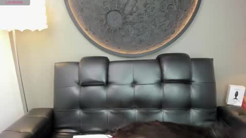 Vaiolette online show from 02-24-25, 11:10