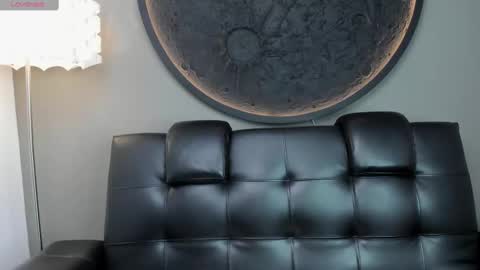 Vaiolette online show from 03-03-25, 11:11