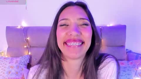 Miss Veronica online show from 02-06-25, 03:41