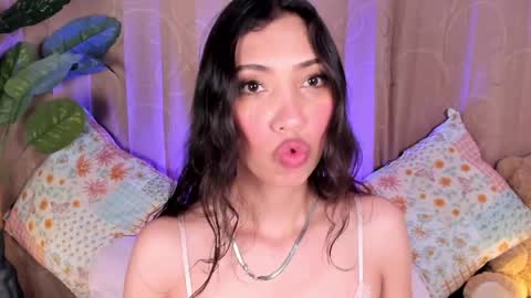 Miss Veronica online show from 05-28-26, 01:08