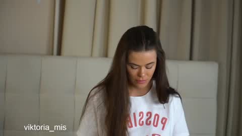 Snapshot of miss_viktoria chatting on 01-28-25, 01:16 Miss Victoria online show from 01-28-25, 01:16