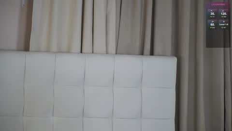 Snapshot of miss_viktoria chatting on 11-09-25, 03:43 Miss Victoria online show from 11-09-25, 03:43