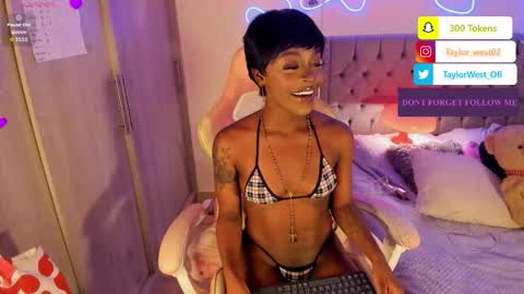 Tay Tay Independent Model   online show from 10-17-25, 04:48