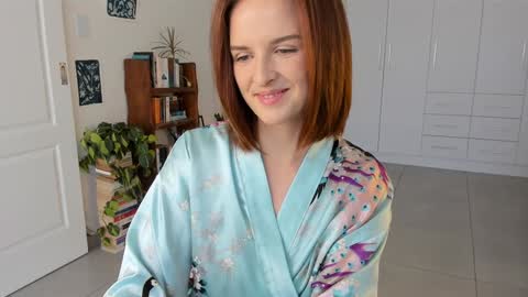 Snapshot of missalexthorn chatting on 02-22-26, 09:30 Alexandra Thorn online show from 02-22-26, 09:30