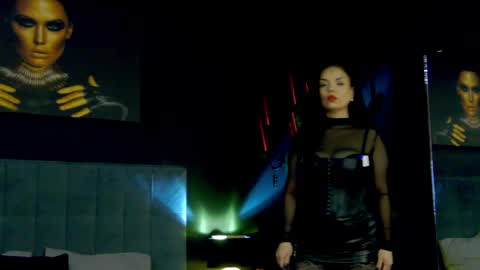 Snapshot of missalicereign chatting on 03-30-26, 05:08 AliceReign online show from 03-30-26, 05:08