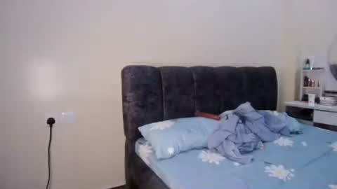 callmebaby online show from 07-23-26, 03:43